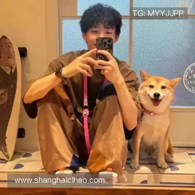 郜芬舒
